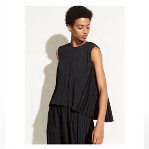 Vince Pleated Tank Top M Black Textured Sleeveless Minimal Office Work Career